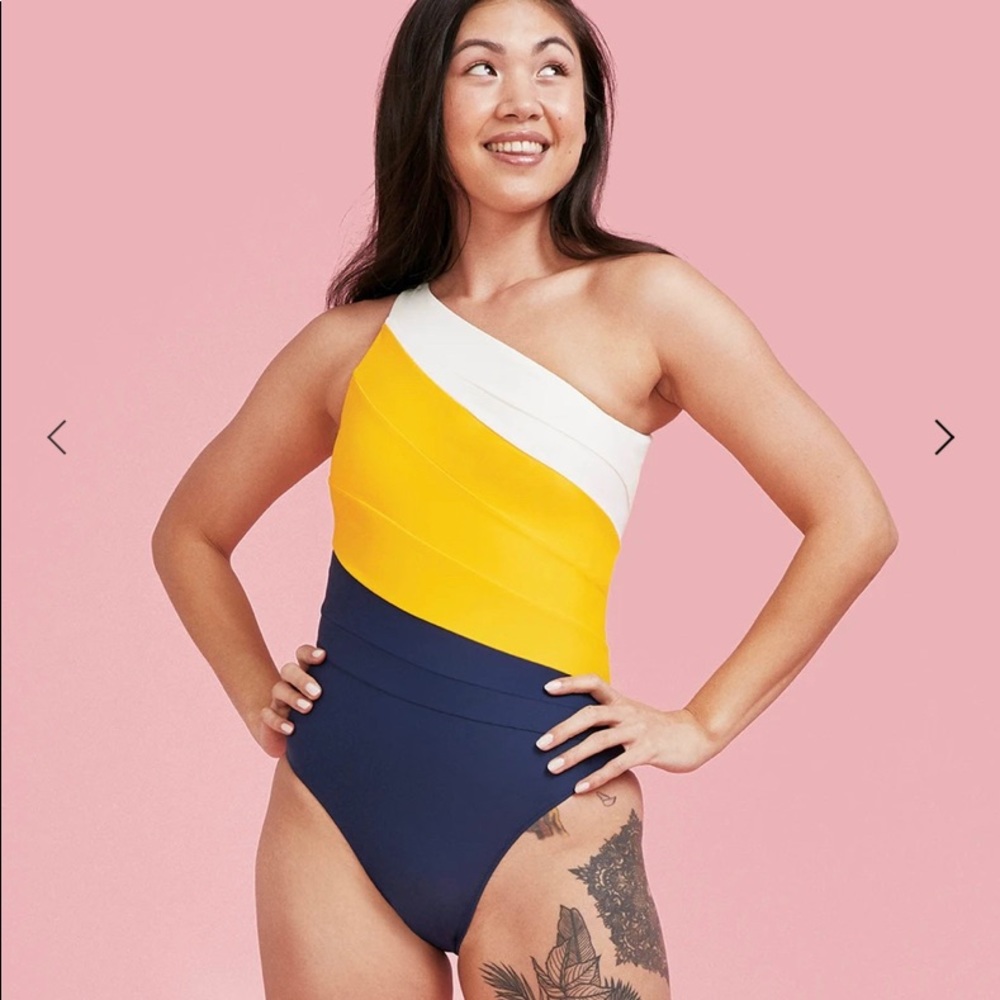 Summersalt Sidestroke: white sand, mango, deep sea